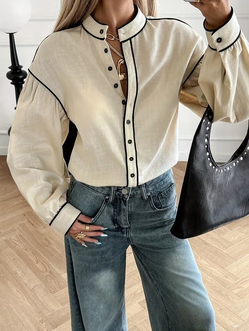 Women’s Contrast Trim Button-Front Blouse